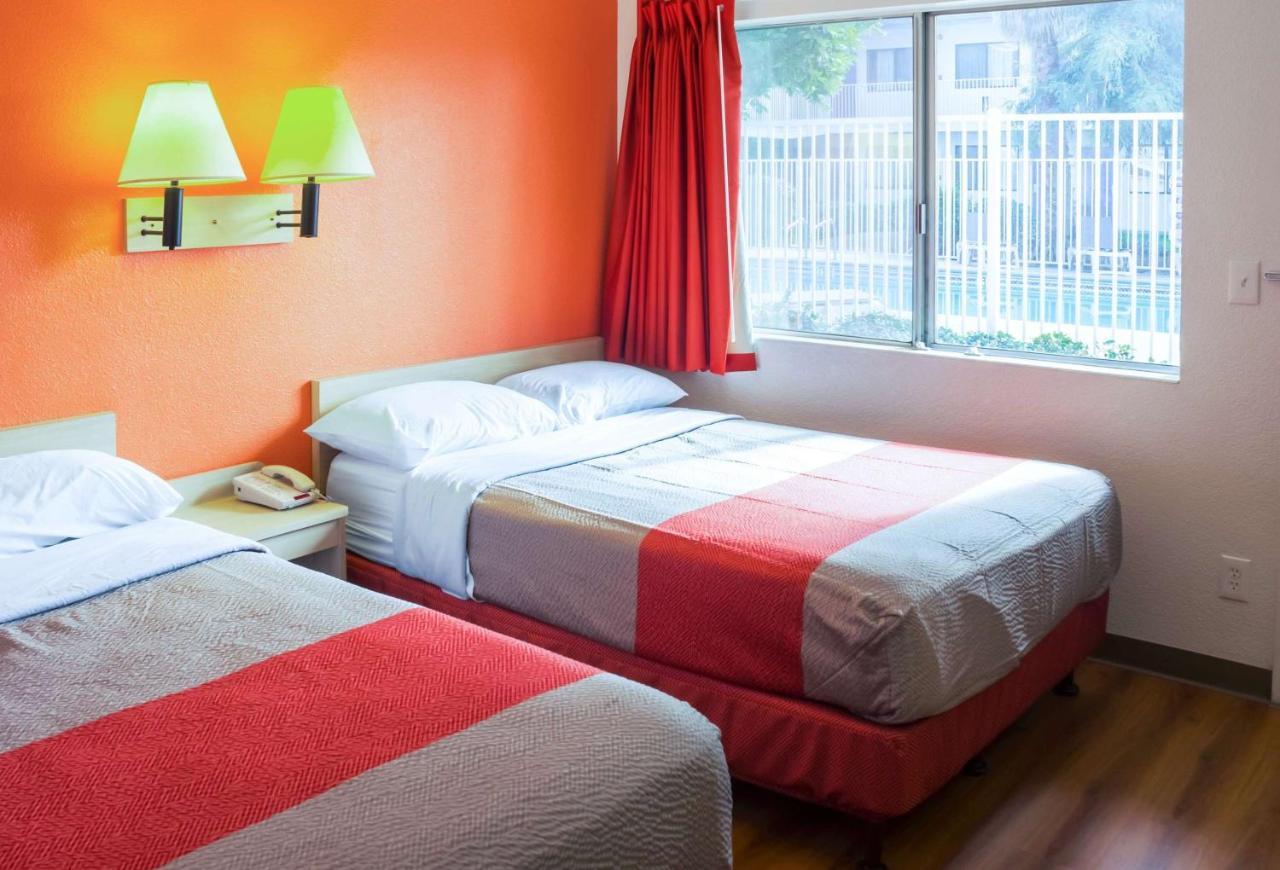 Motel 6-Porterville, Ca Eksteriør bilde