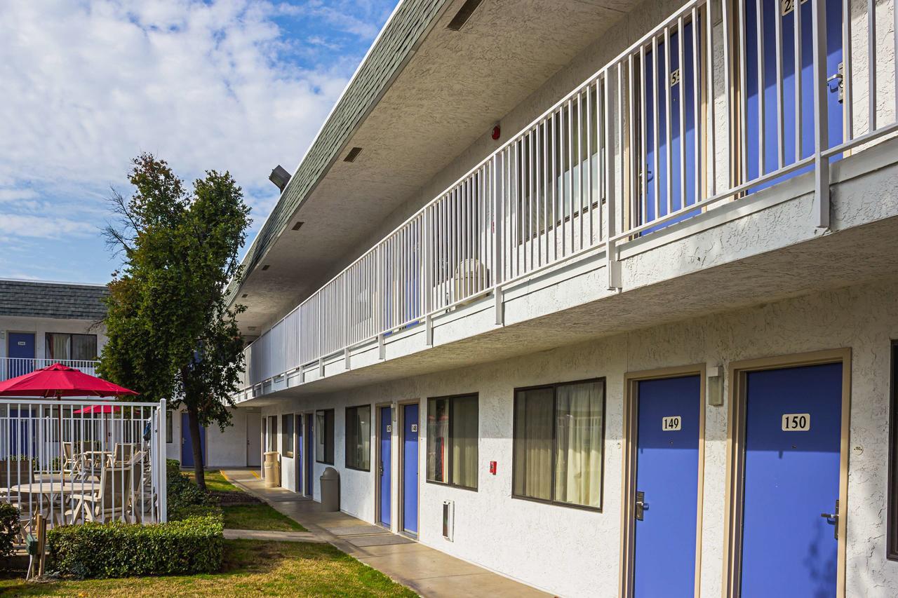 Motel 6-Porterville, Ca Eksteriør bilde